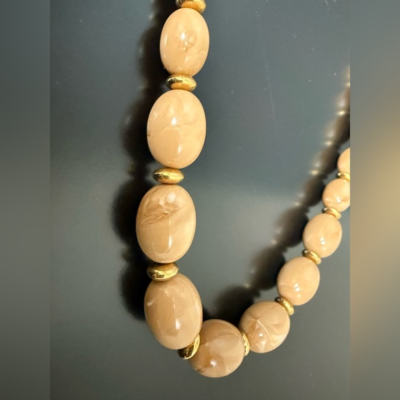 VTG Napier French Beige Gold Beaded necklace signed 24\